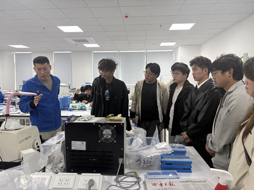 【π團隊】雙工作室聯動調研校友企業 技術轉讓助力湖北“校友回歸”